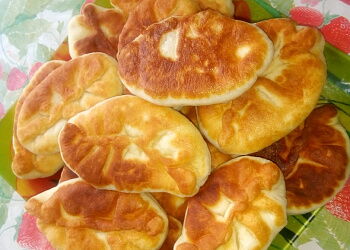Пирожки с картофелем и обжаренным луком
