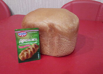 Французский хлеб с хрустящей корочкой в хлебопечке