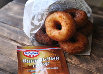 Пончики творожные