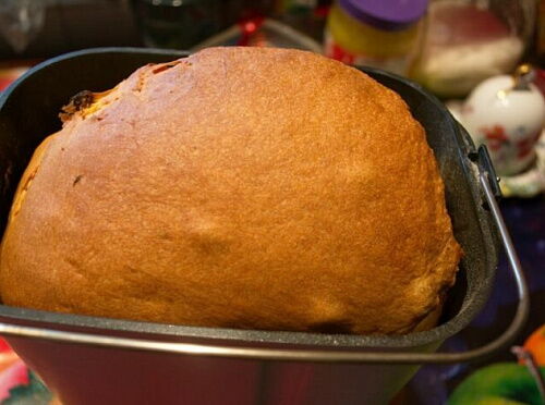 Фото рецепта кулич  с творогом в хлебопечке 