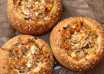 Ватрушки с луком