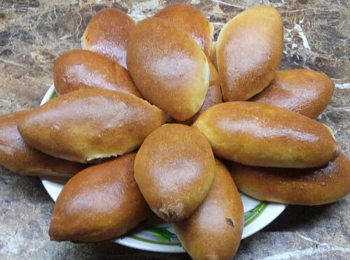 Фото рецепта Домашние пирожки с капустой 