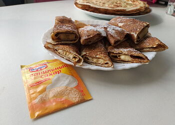 Блины с бананом и арахисовой пастой