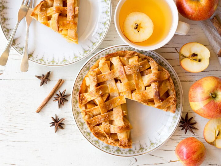 Яблочное безумие: что приготовить, если яблок слишком много? 