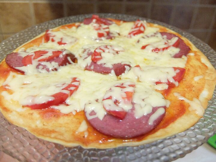 Пицца на сковороде из творожного теста🍕 фото