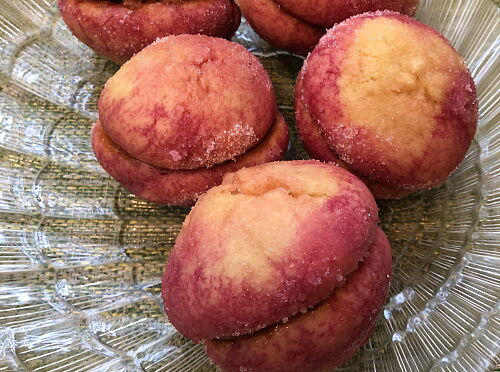 Фото рецепта Пирожные «Персики»