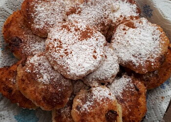 Сырники с полевой клубникой