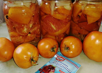 Помидоры резанные в желе