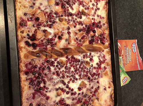 Фото рецепта Пирог с двумя видами начинки.