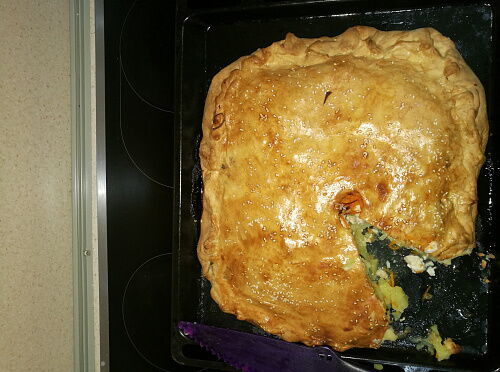 Фото рецепта Курник пикантный, с корейской морковкой 