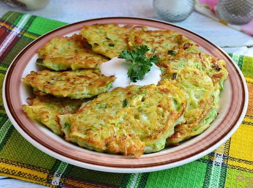 Фото рецепта Оладушки летние из кабачков 