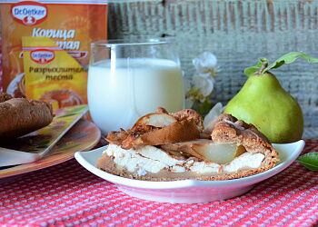 Деревенская галета с сыром и грушами