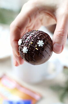 Шоколадные бомбочки с какао и маршмеллоу