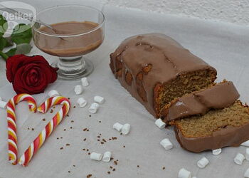 Кофейный кекс с соусом