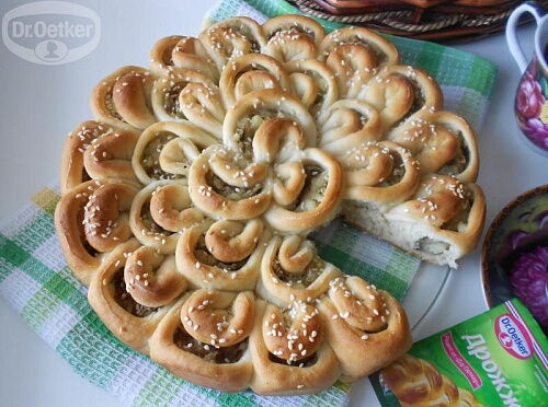 Фото рецепта Постный пирог "Хризантема"