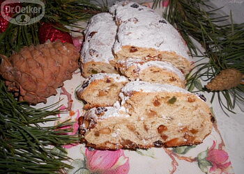 Рождественский штоллен