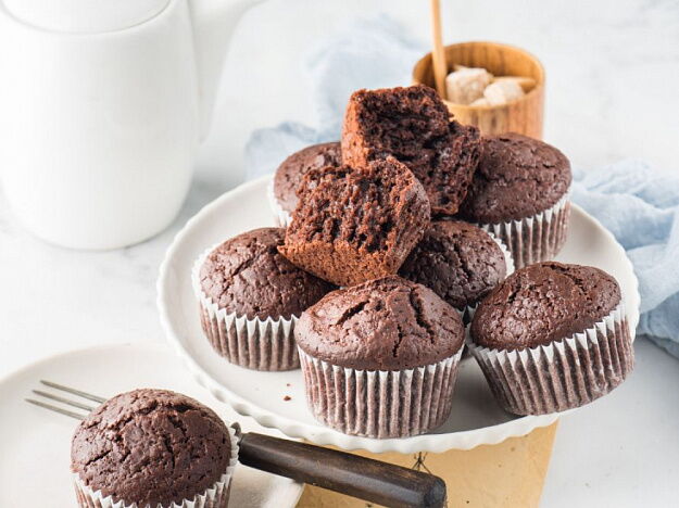 Классические шоколадные маффины пошаговый рецепт с фото