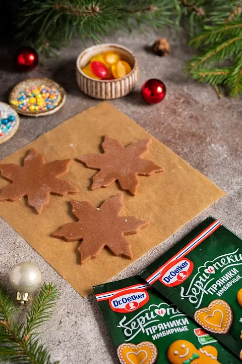 Новогоднее чудо: как сделать имбирные пряники с витражами