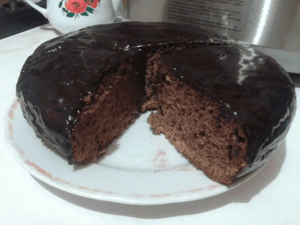 Простой шоколадный кекс в мультиварке фото
