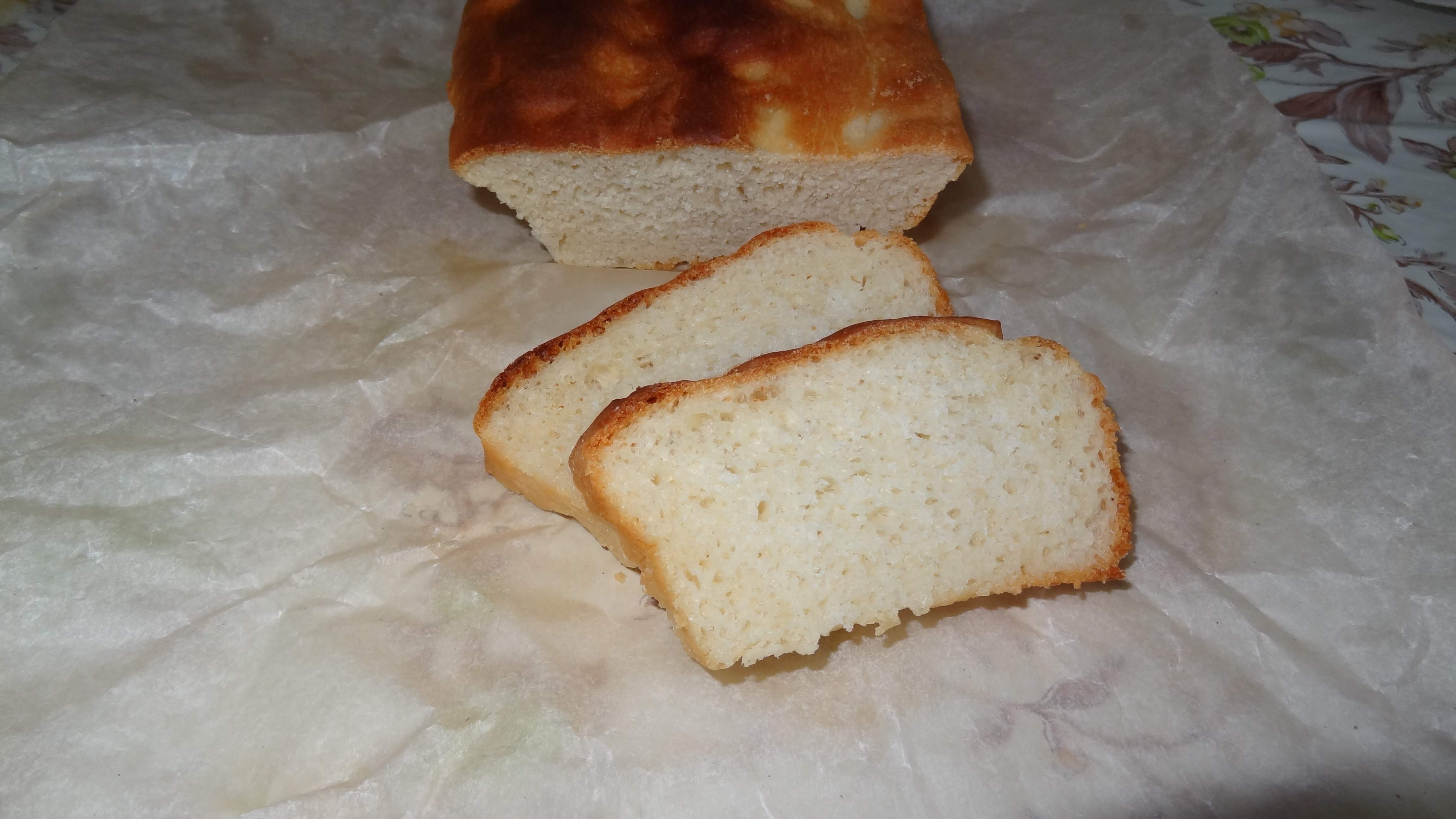 Белый хлеб на сухих дрожжах. Белый хлеб со сметаной.