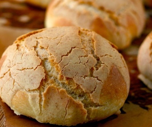 Хрустящий хлеб в рукаве: получается даже у тех, кто готовит в первый раз
