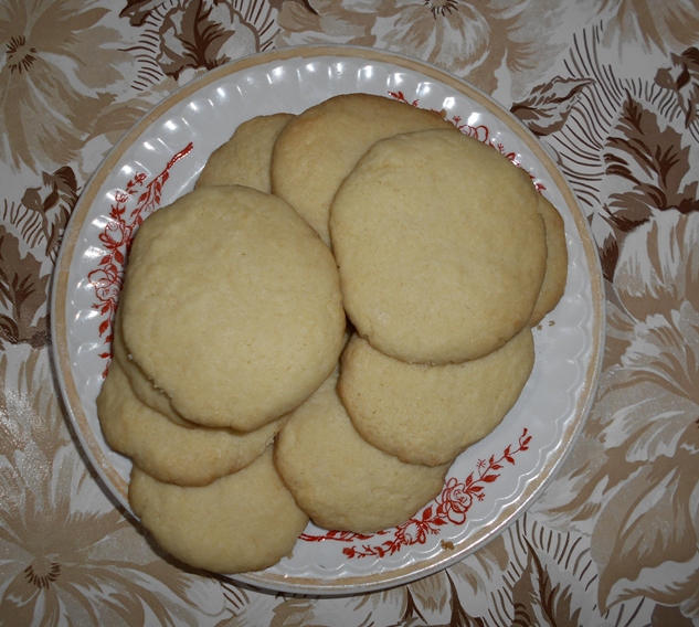 Печенье на рассоле рецепт в духовке пошаговый. Печенье на рассоле. Что можно испечь на рассоле. Как сделать печенье на рассоле. Тесто на рассоле для печенья рецепт с фото.