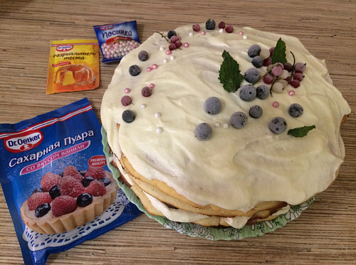 Фото рецепта Торт Молочная девочка с малиной