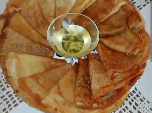 Фото рецепта Блинчики на кефире и кипятке