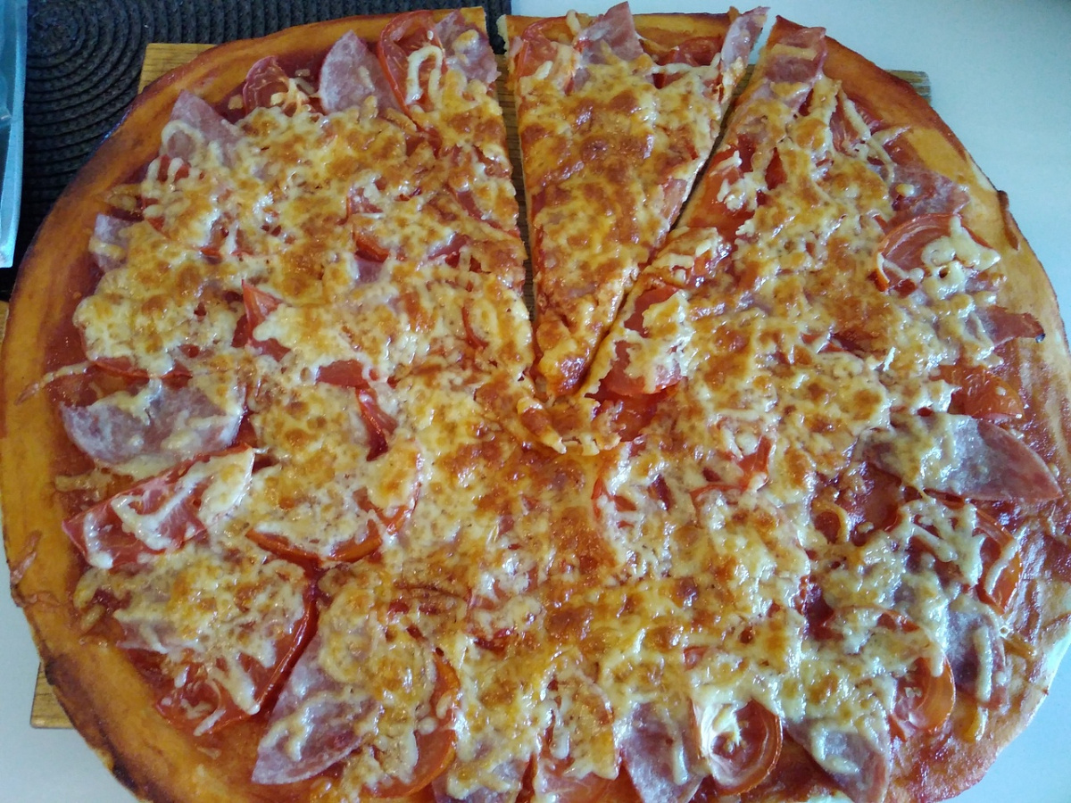 пицца из дрожжевого теста с пошаговым рецептом фото 9