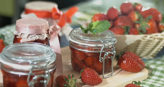 Клубничный конфитюр с мятой