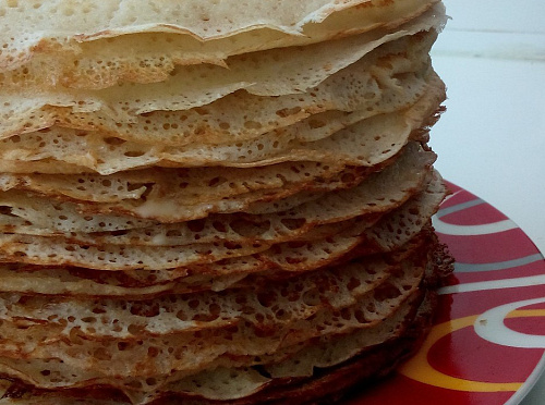 Фото рецепта Блины дрожжевые на молоке