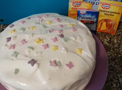 Фото рецепта Медовик со сметанным кремом в мультиварке