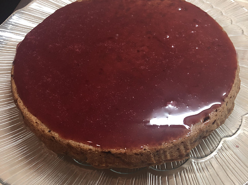 Фото рецепта Тортик с вишнёвой заливкой без яиц и молочных продуктов 