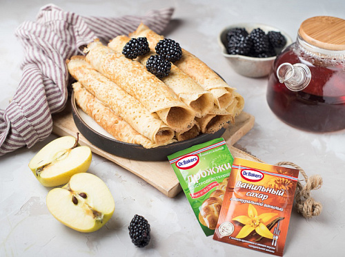 Фото рецепта Дрожжевые яблочные блины