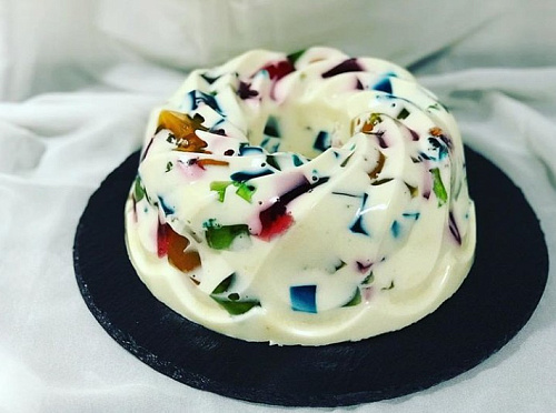 Фото рецепта Желейный торт без выпечки 