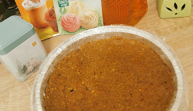 Шоколадный веганский торт