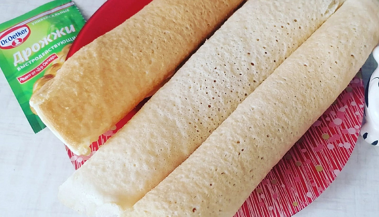 Дрожжевые блины с курицей и грибами