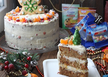 Морковный торт с сырным кремом и мандариновой карамелью