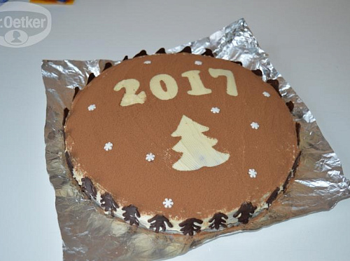 Фото рецепта Торт &quot;Пьяная вишня&quot;