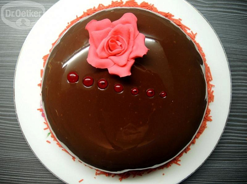 Фото рецепта Торт "Красное и черное"
